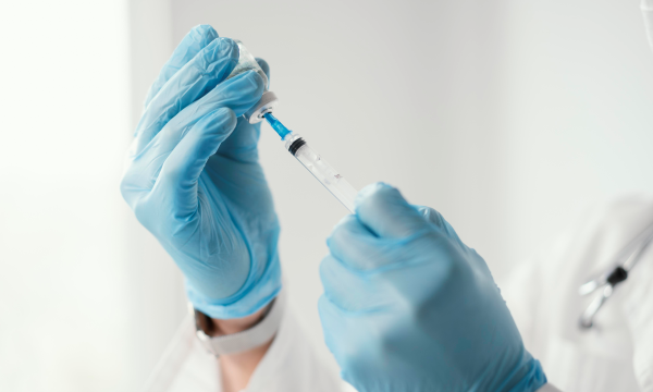 A vacinação contra a Covid-19 e seus impactos nos contratos de trabalho